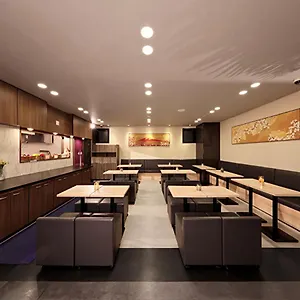 **** Hotel Shinsaibashi-higashi Crystal Japón