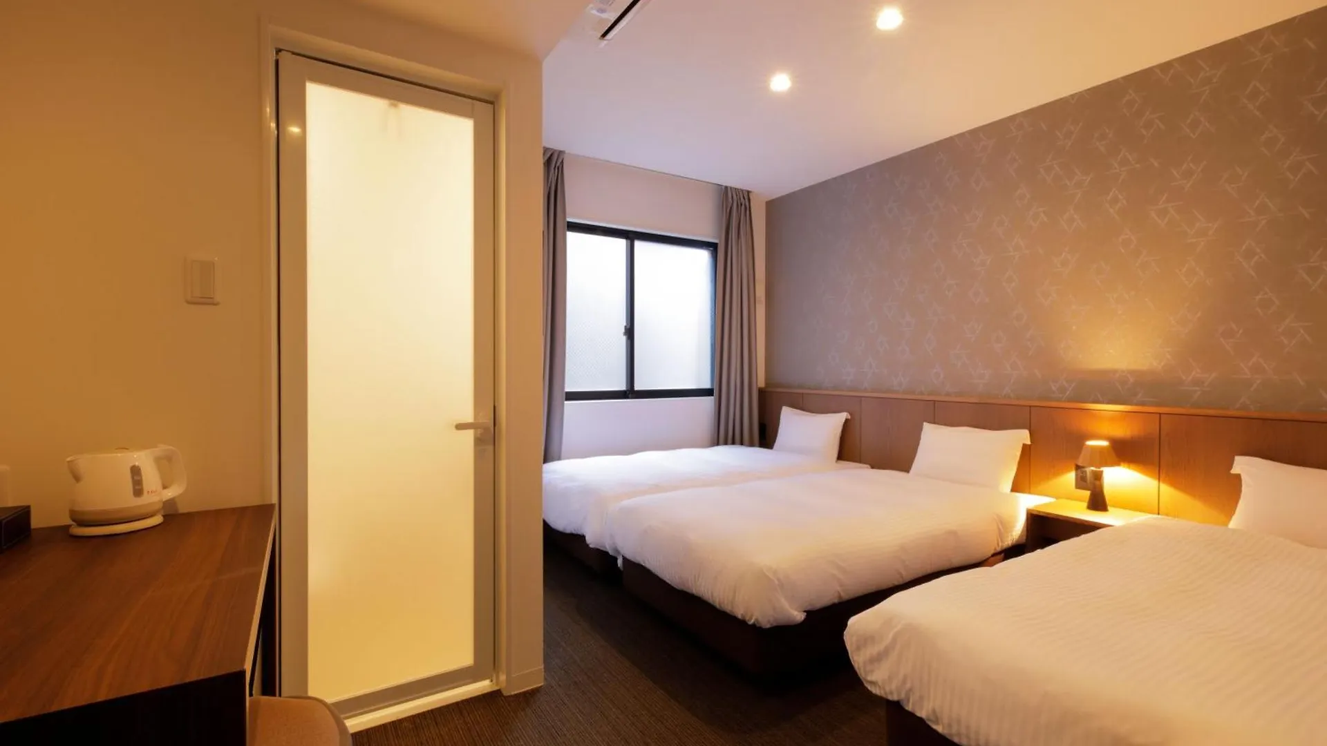 Smart Place Inn Nijojo Horikawa Kyoto